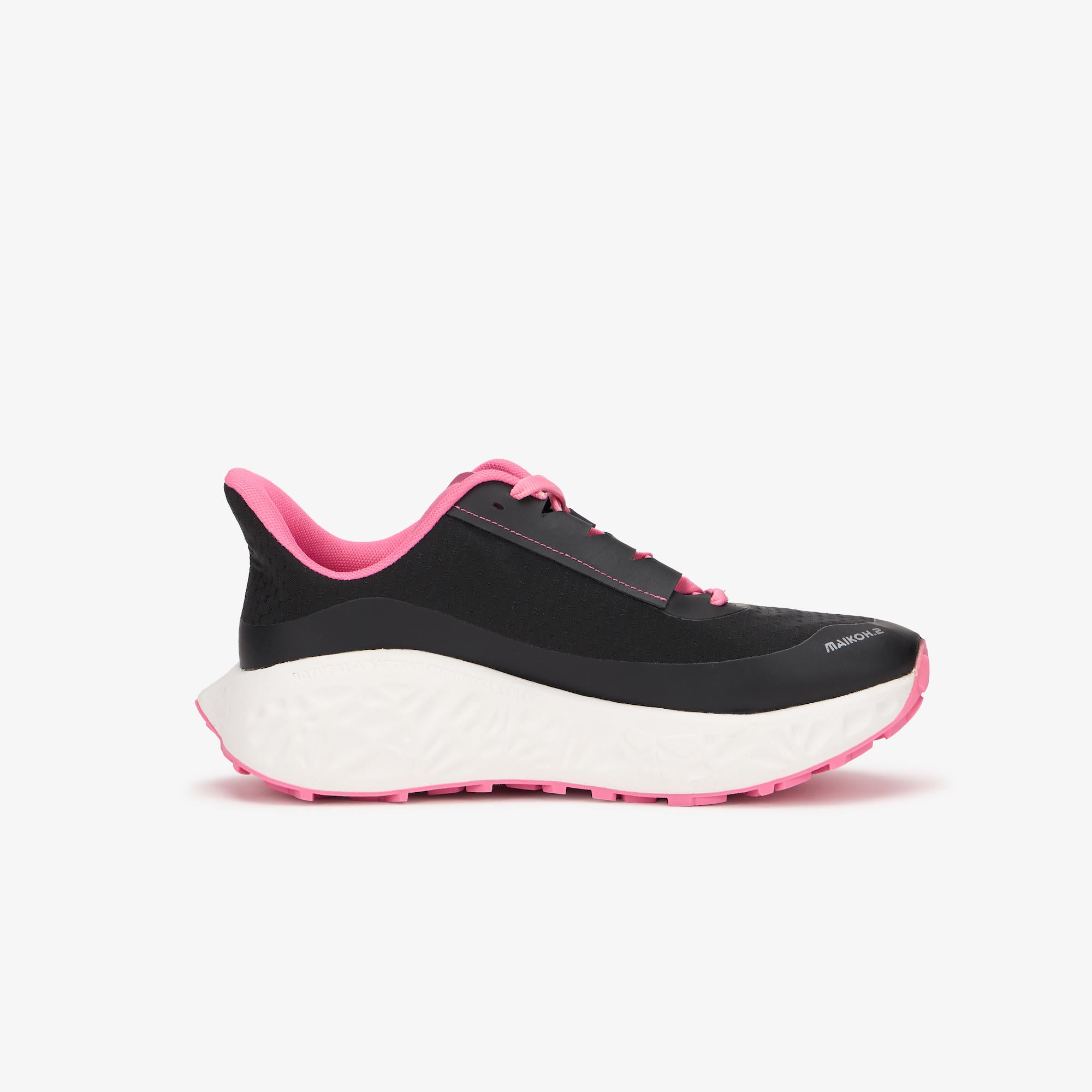 A ULYSSES MAIKOH running shoe in black and white with vibrant pink accents on the collar, laces, and outsole, shown in a side profile on a light gray background.