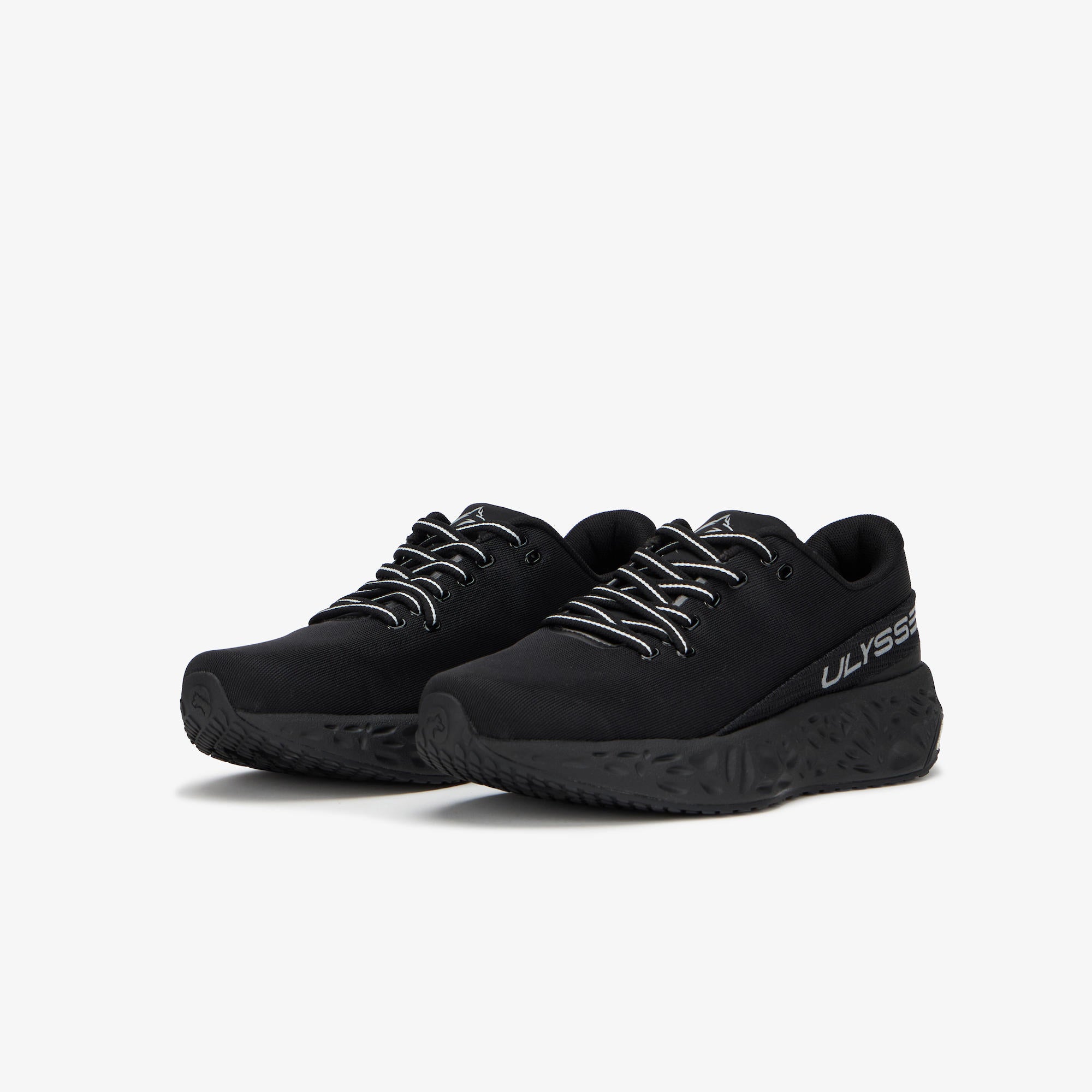 Pair of black ULYSSES NAAKII 