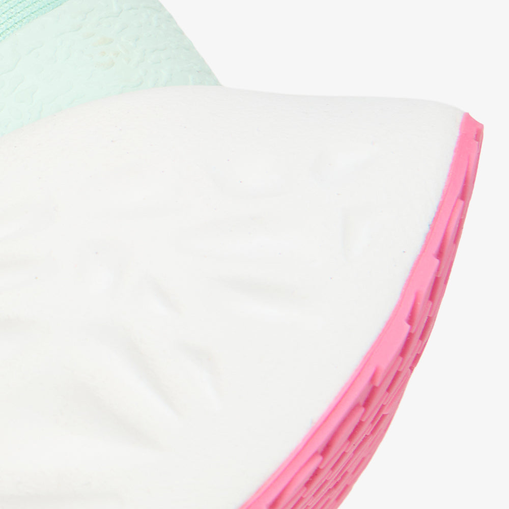 Sole detail Waya 2
